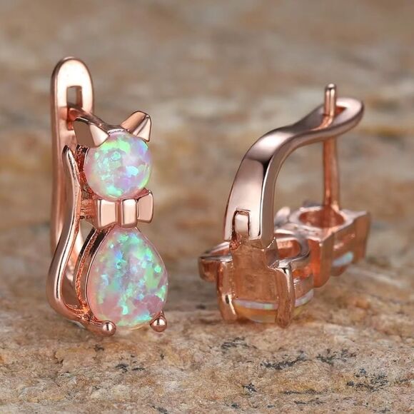 💖Rose Gold Colored Sparkly Opalescent Cat Earrings🌸 - Picture 11 of 15